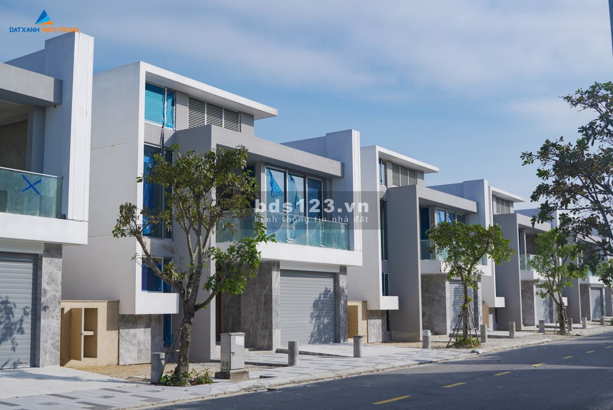 Gía deal bán biệt thự biển gần Ocean Villa, diện tích 427m2 + hồ bơi, sổ lâu dài