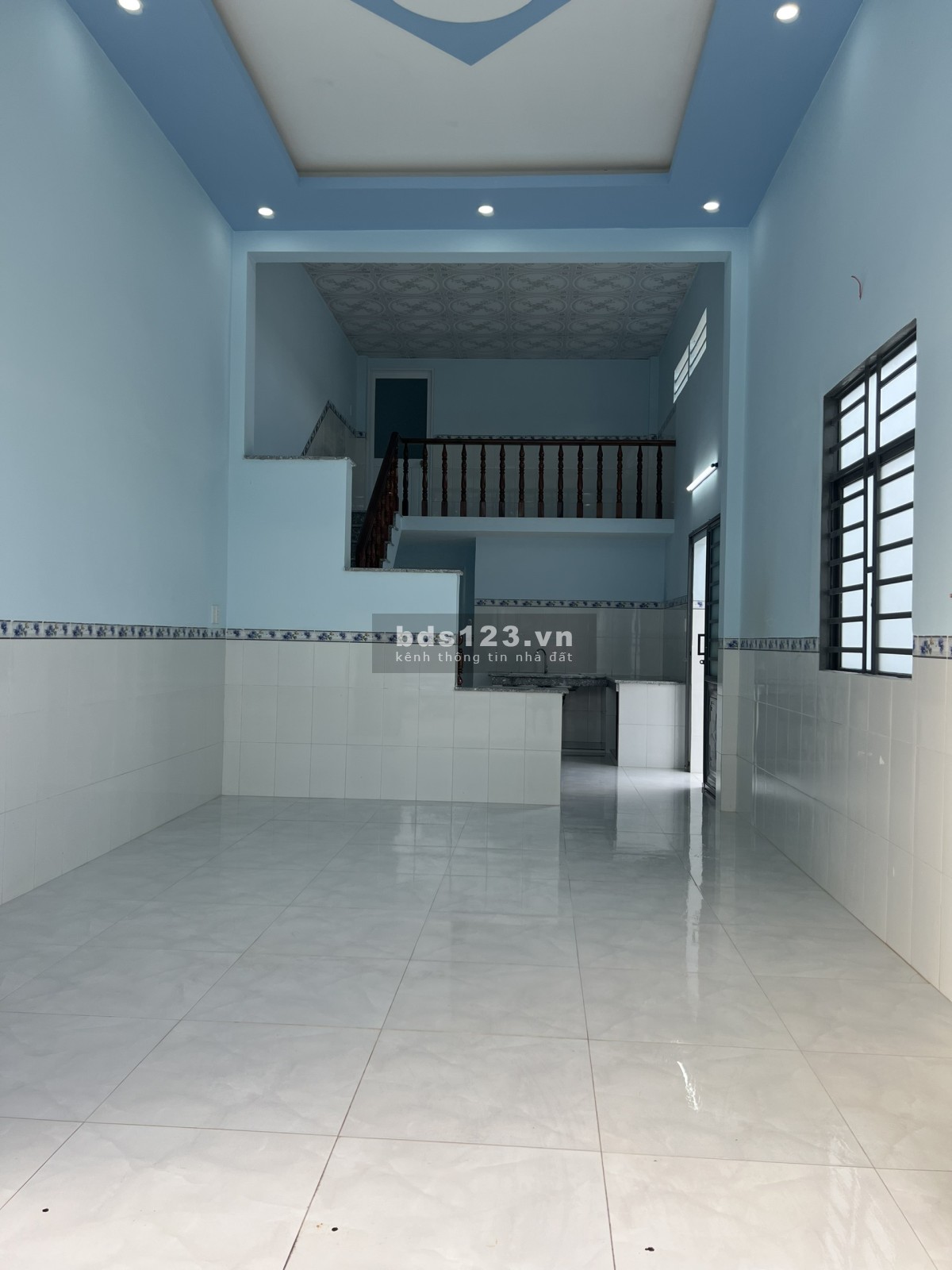 Ngộp bán đất 300m2 và dãy trọ khu đô thị, nằm gần KDC, KCN sầm uất giá 1 tỷ 490
