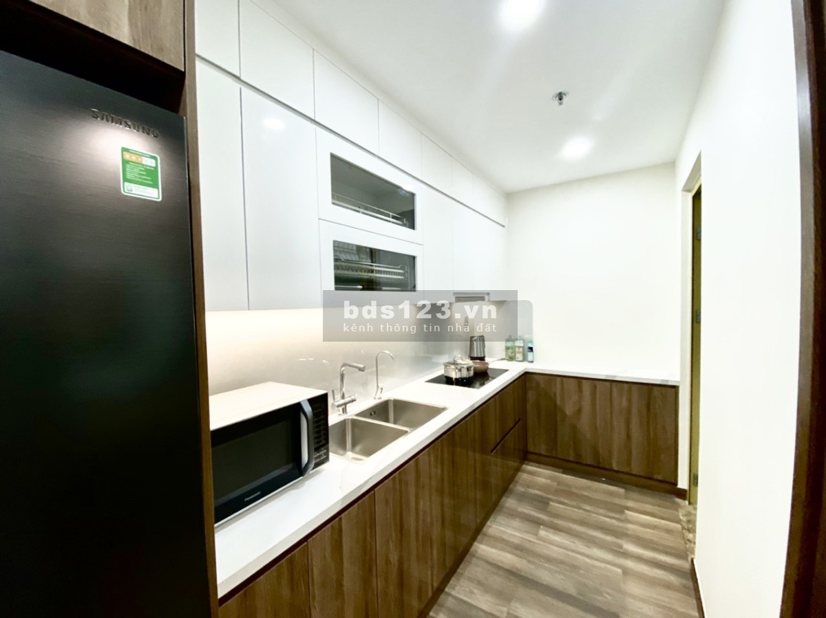 Giá hiếm 46tr/m2 bán săn hộ view biển 83m2 cao cấp ngay trung tâm du lịch đắt giá nhất Đà Nẵng
