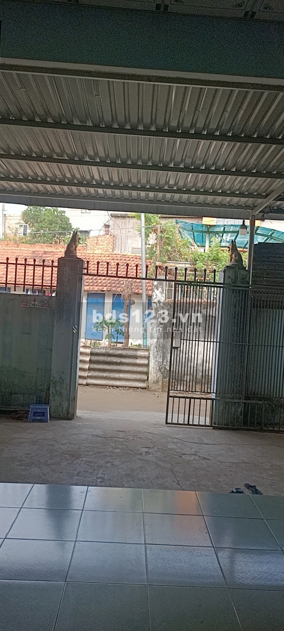 Chính chủ cần bán nhà riêng cấp 4 gần ngã tư Bình Thung, Dĩ An, Bình Dương