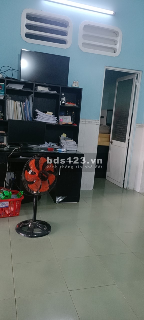 Chính chủ cần bán nhà riêng cấp 4 gần ngã tư Bình Thung, Dĩ An, Bình Dương