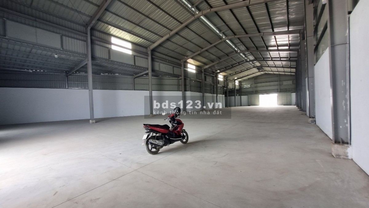 Cho thuê kho xưởng 1100m2, tại Hồ Văn Long, Bình Tân, TP.HCM