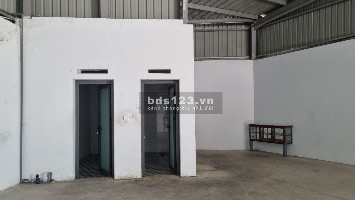 Cho thuê kho xưởng 1100m2, tại Hồ Văn Long, Bình Tân, TP.HCM