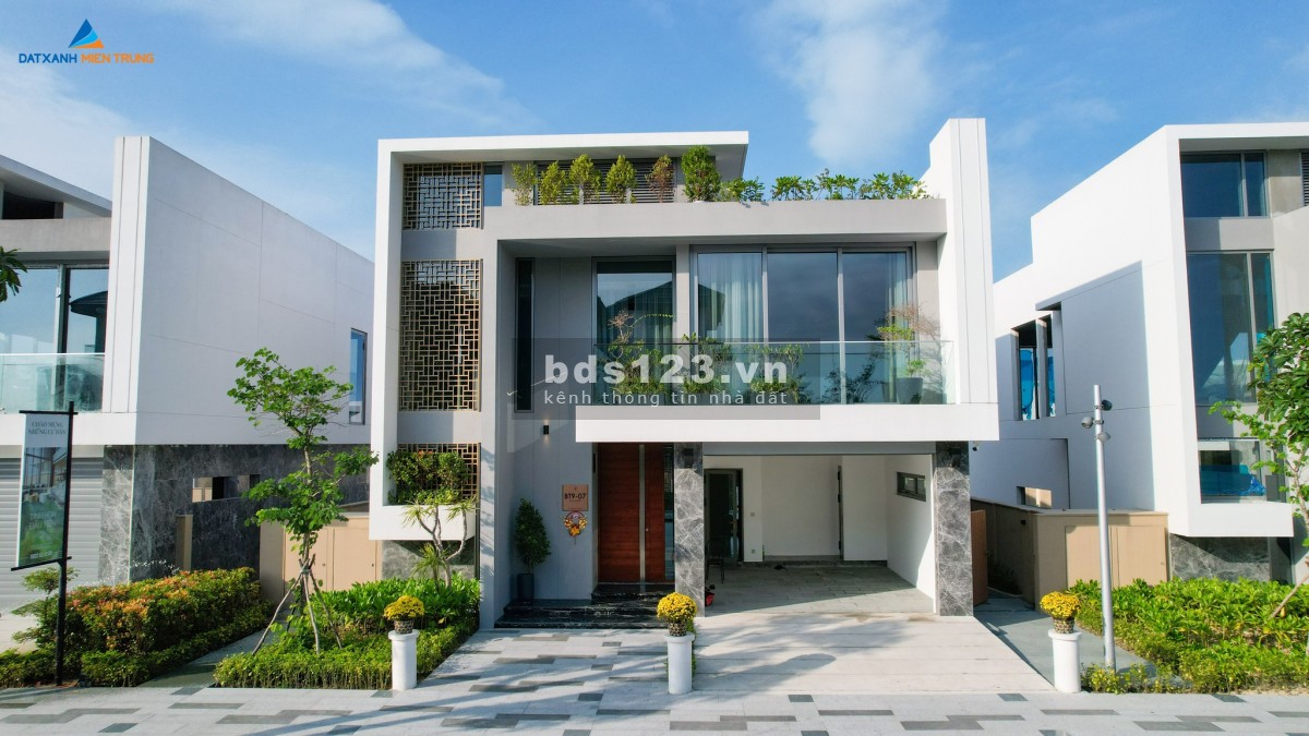 Giảm 30%, biệt thự nghỉ dưỡng ven biển DT 427m2 có hồ bơi tiêu chuẩn Đà Nẵng, sổ lâu dài 0906576674