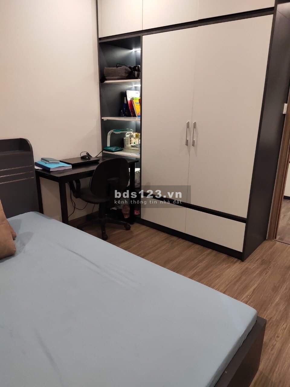 Cho thuê căn hộ 2pn 1wc full đồ tại Vinhome Smart City