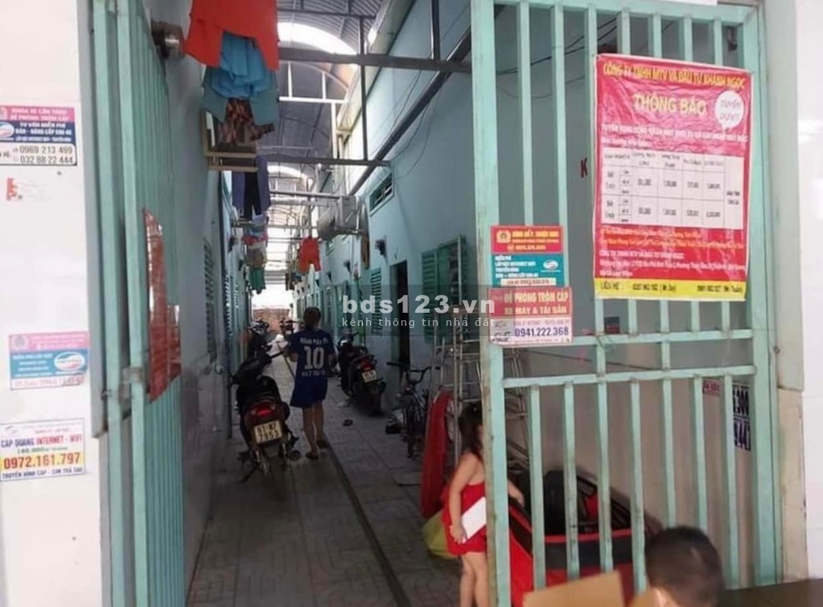 Bán nhanh dãy phòng trọ 12 phòng, 240m2, Sổ sẳn Thị xã Trảng Bàng, Tây Ninh chỉ 740tr