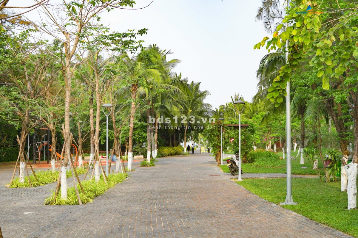 Gía deal bán biệt thự biển gần Ocean Villa, diện tích 427m2 + hồ bơi, sổ lâu dài