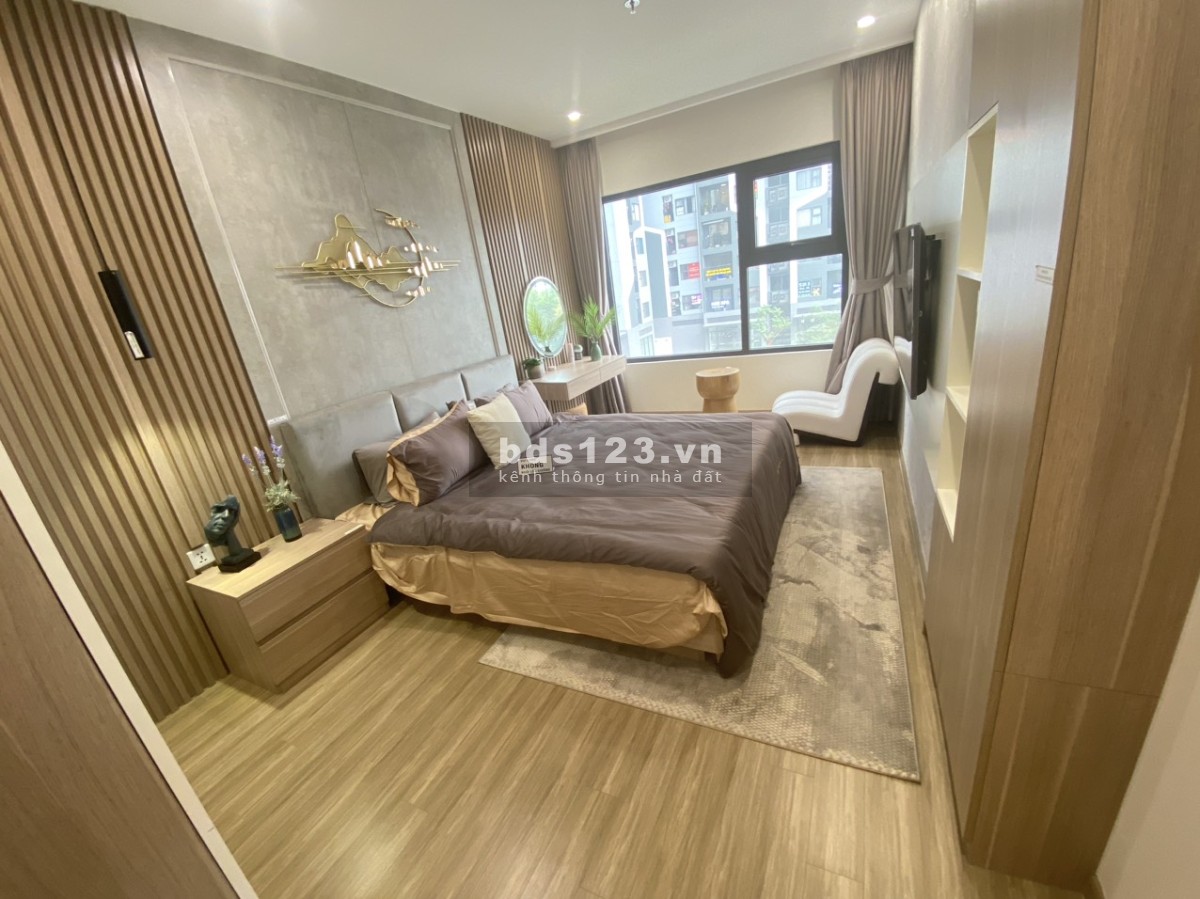 Bán căn hộ 2 ngủ, 2wc 62m2 view đẹp nhất dự án chỉ từ 2,5 tỷ. Lh 0989519802