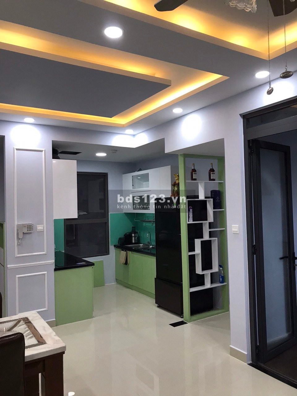 Bán Gấp căn hộ 3PN The Sun Avenue, DT 90m2, Giá bán: 5 tỷ bao hết. Lh 0903681920 Mr Định