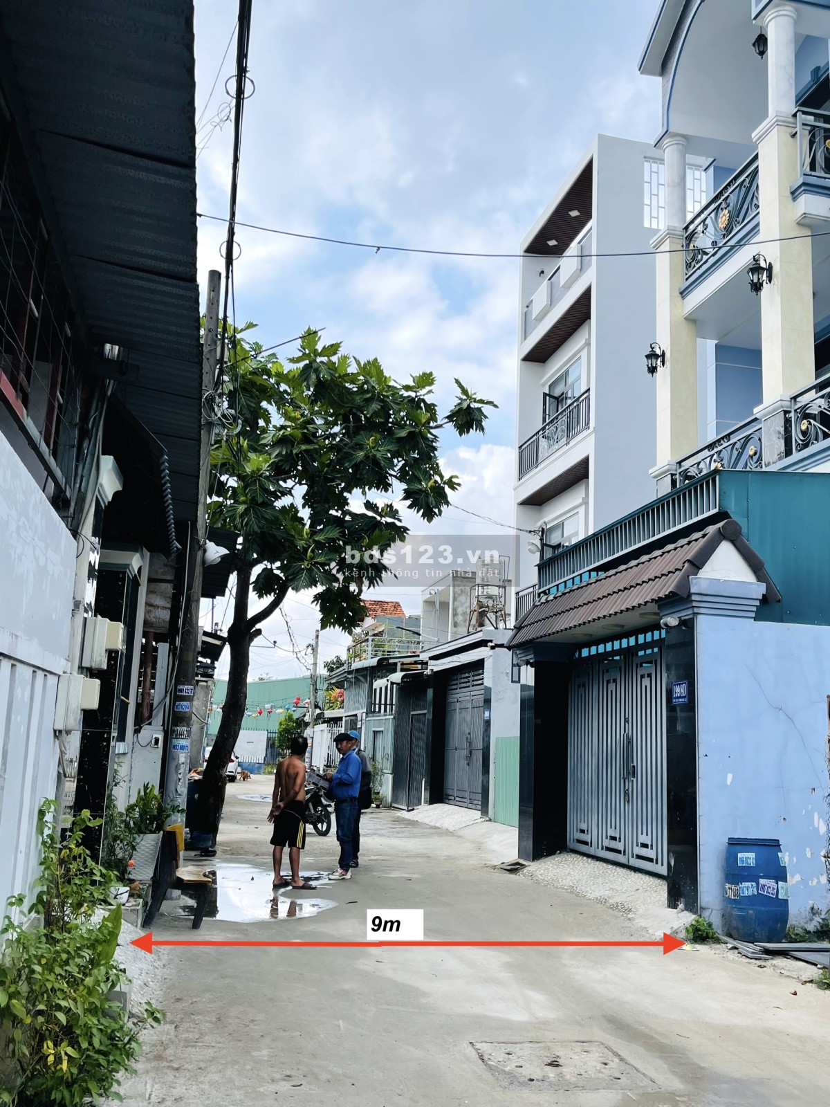 Cần bán đất gấp đi nước ngoài, đất vị trí đẹp, mua vào xây nhà ở ngay