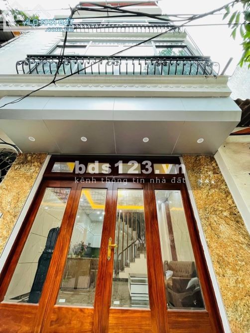 Bán nhà riêng nhà đẹp nhất khu Khương Trung - Full công năng - Chỉ việc xách vali về ở.