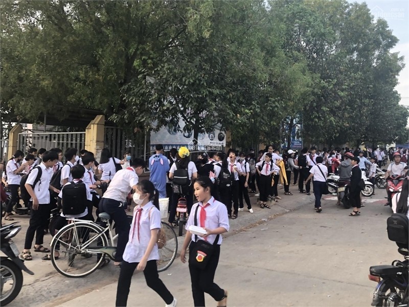 Vợ chồng tôi bán cắt lỗ 5 lô đất 1125m2 giá chỉ 290tr, SHR, ngay KCN, dân cư đông đúc