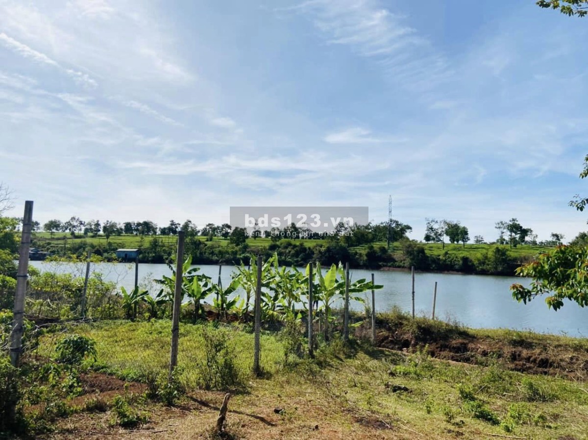 Bán lô đất 6x95 view hồ đường nhựa 8m trung tâm thị xã Nghĩa Hưng