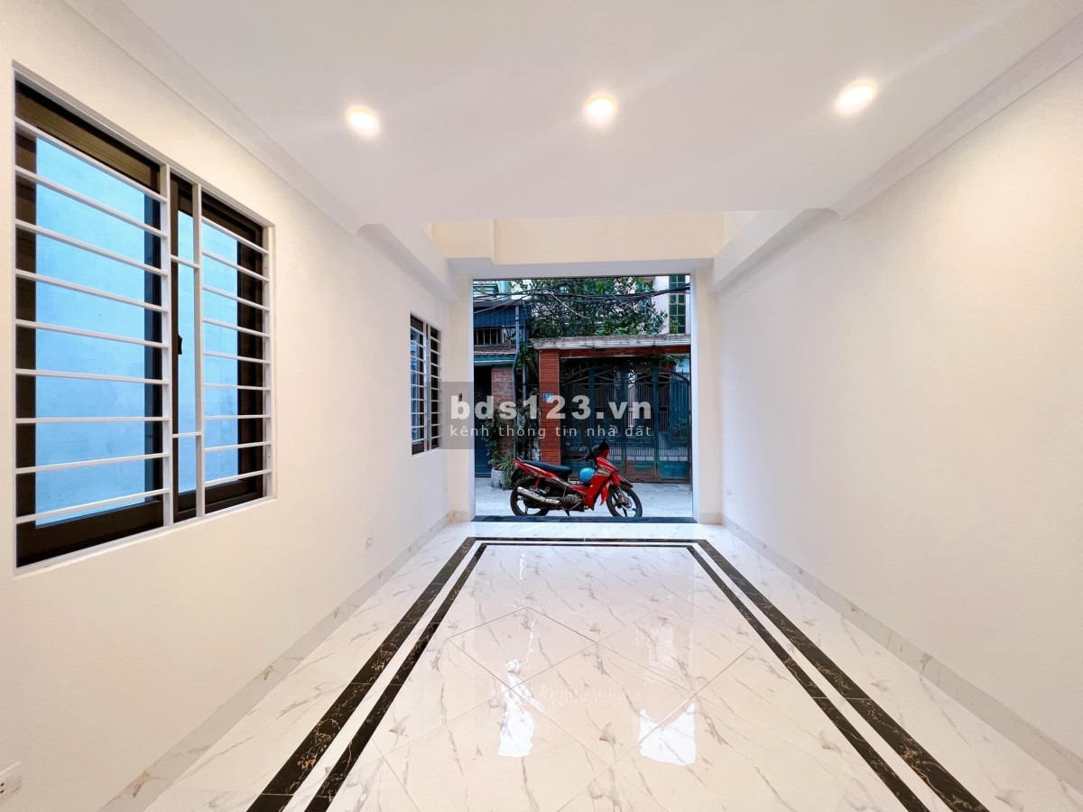 Bán nhà Ngọc Thụy - Long Biên - Kinh doanh - Ngõ ô tô, 45m2- 5 tầng - 3tỷ6