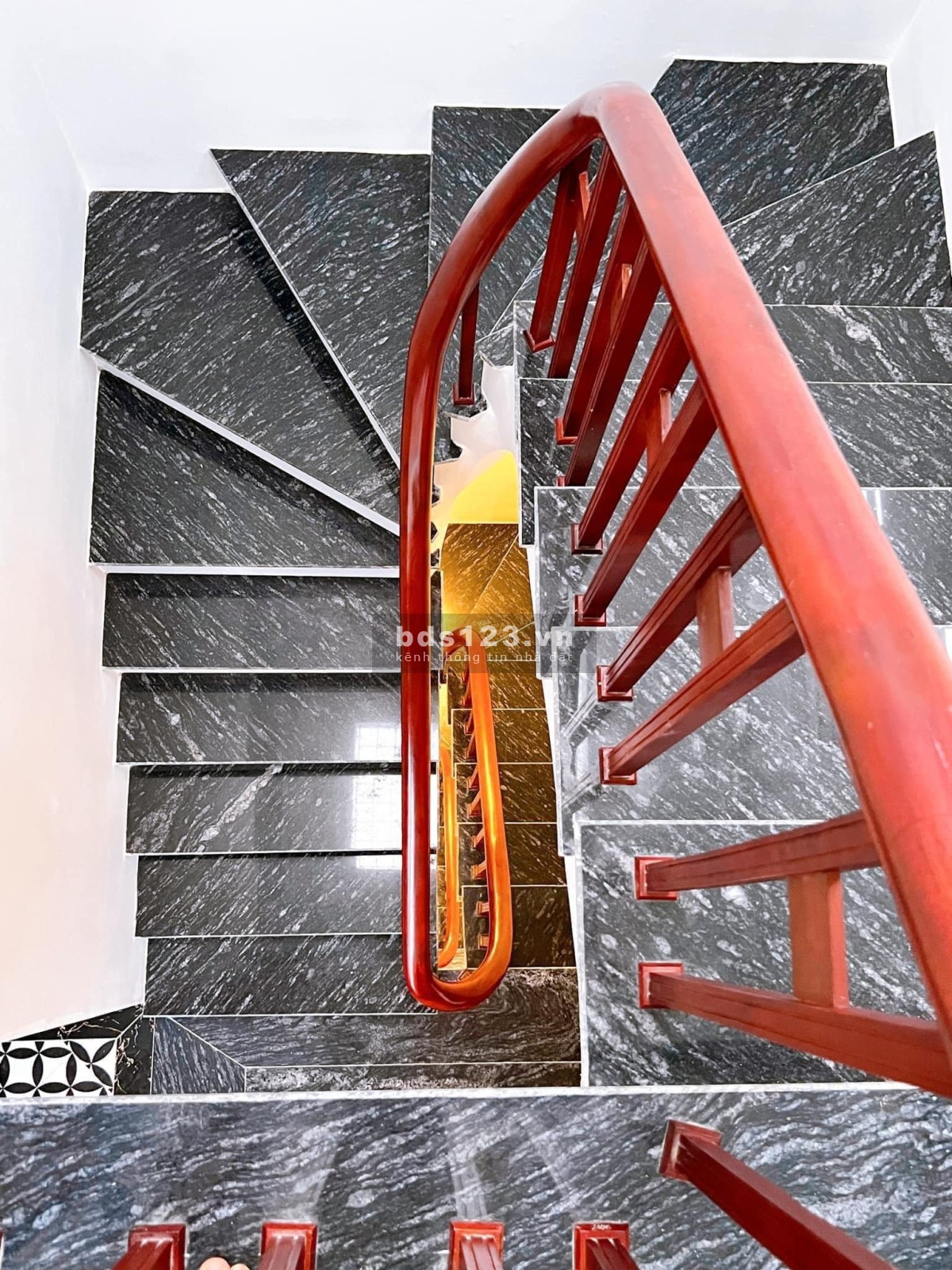 Bán nhà Ngọc Thụy - Long Biên - Kinh doanh - Ngõ ô tô, 45m2- 5 tầng - 3tỷ6