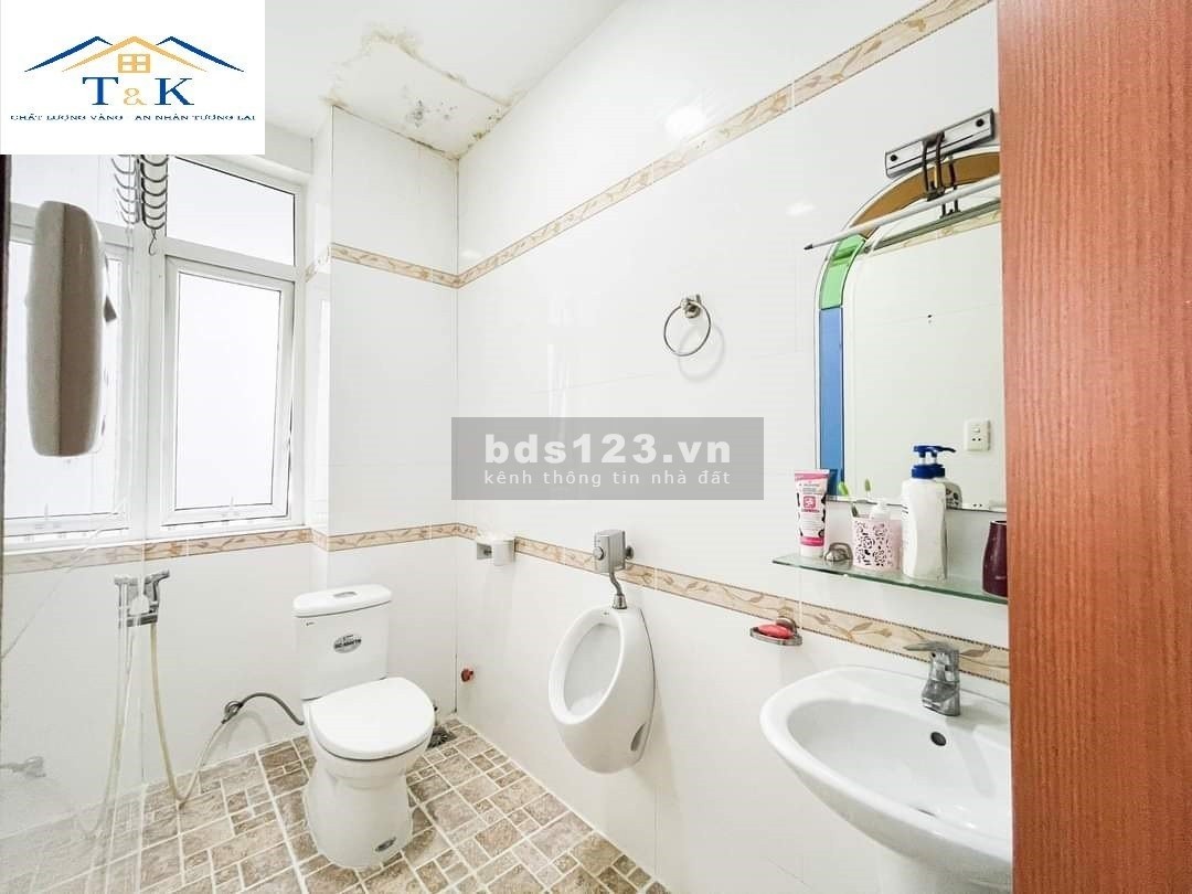 Cho thuê căn hộ dịch vụ Studio 1 phòng ngủ mặt tiền đường Đồng Văn Cống