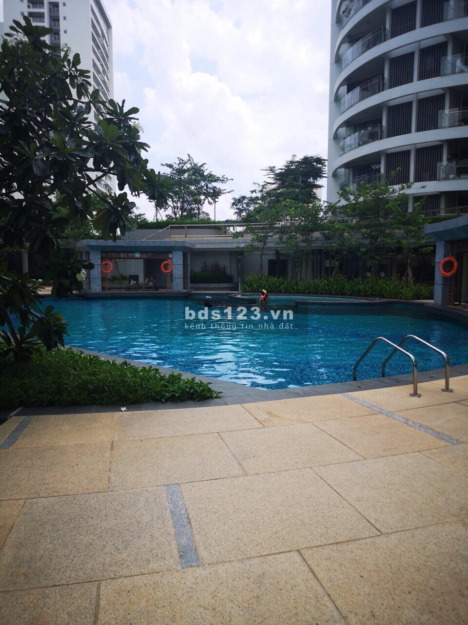 Cho thuê căn hộ 3PN 130m2 Riverpark Premier cao cấp Phú Mỹ Hưng chỉ 1600 usd