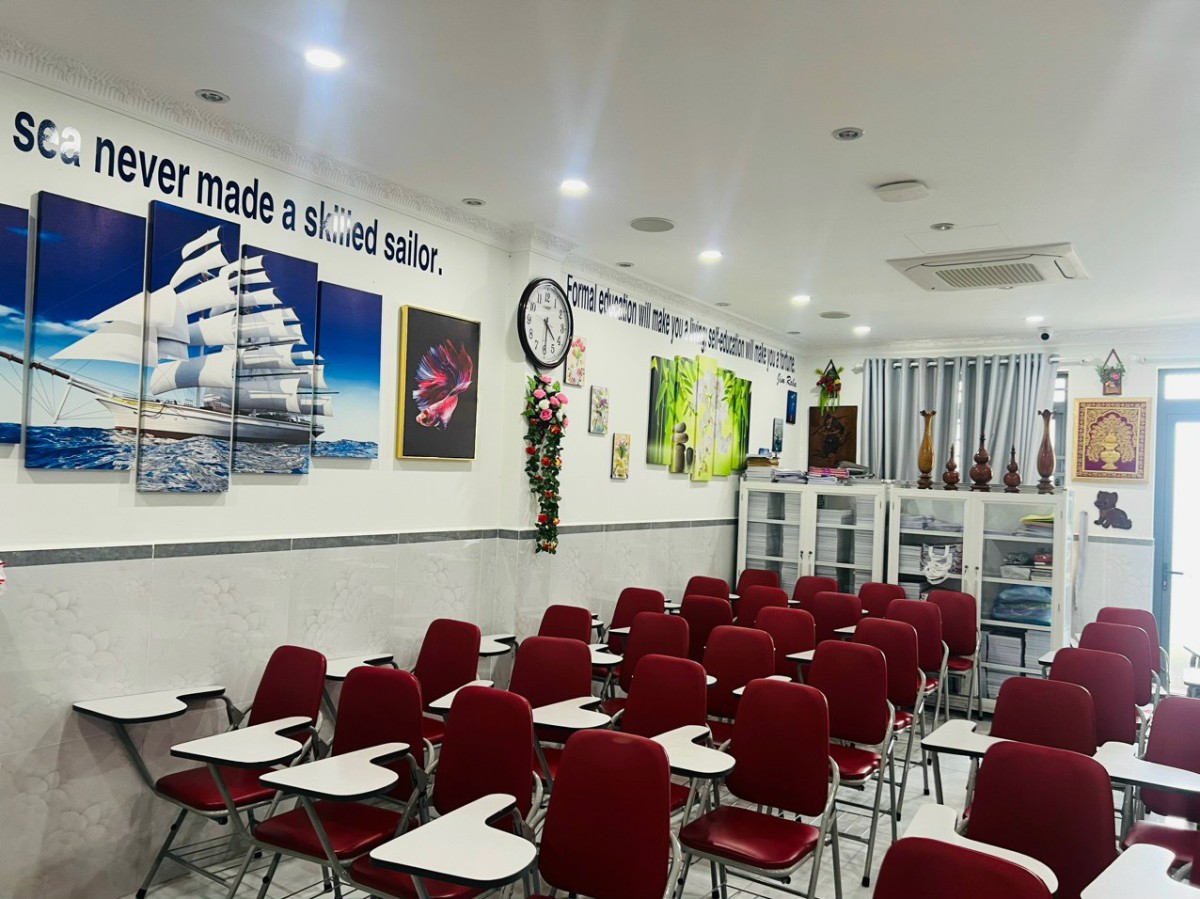 Cần bán nhà mặt tiền trệt 3 lầu, sân thượng đường thông 3 ô tô Linh Trung, Thủ Đức