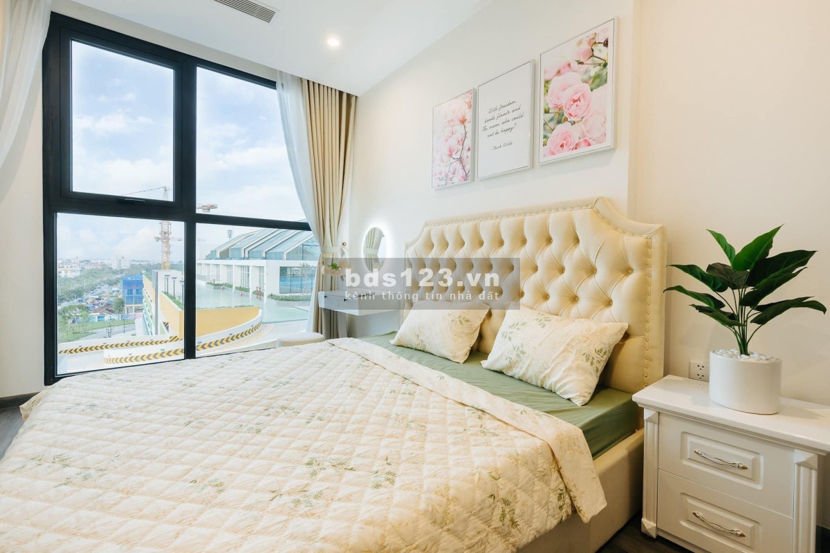 Chính chủ cần bán gấp căn hộ 1N+1 Diện Tích 47m2 chỉ 1,2 tỷ tặng nội thất tại Vinhomes Ocean Park