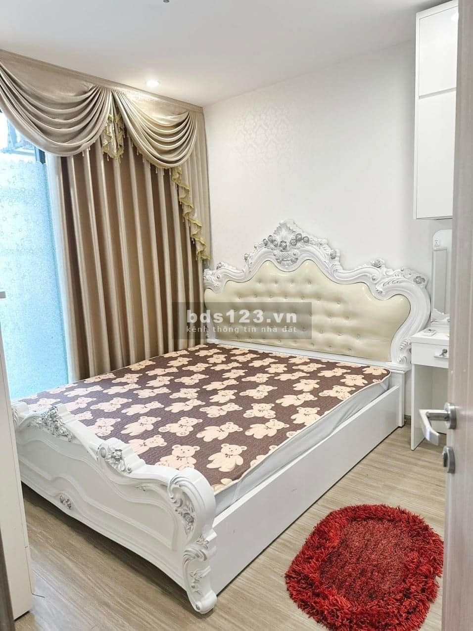 Cắt lỗ 400 triệu căn hộ 3PN 80m2 Chỉ 2 tỷ 220 triệu tặng nội thất tại Vinhomes Ocean Park Gia Lâm.