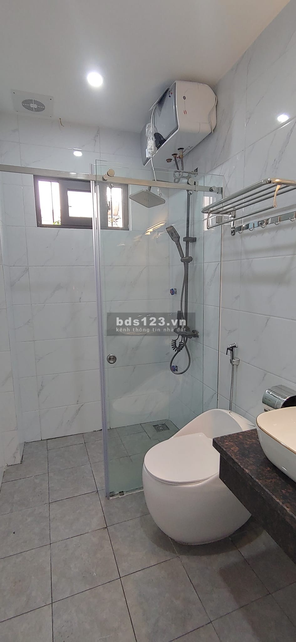 Bán nhà khu VIP ngã tư Sở - Nhà mới đẹp mặt tiền rộng - 2 thoáng trước sau - Khu hiếm nhà bán.