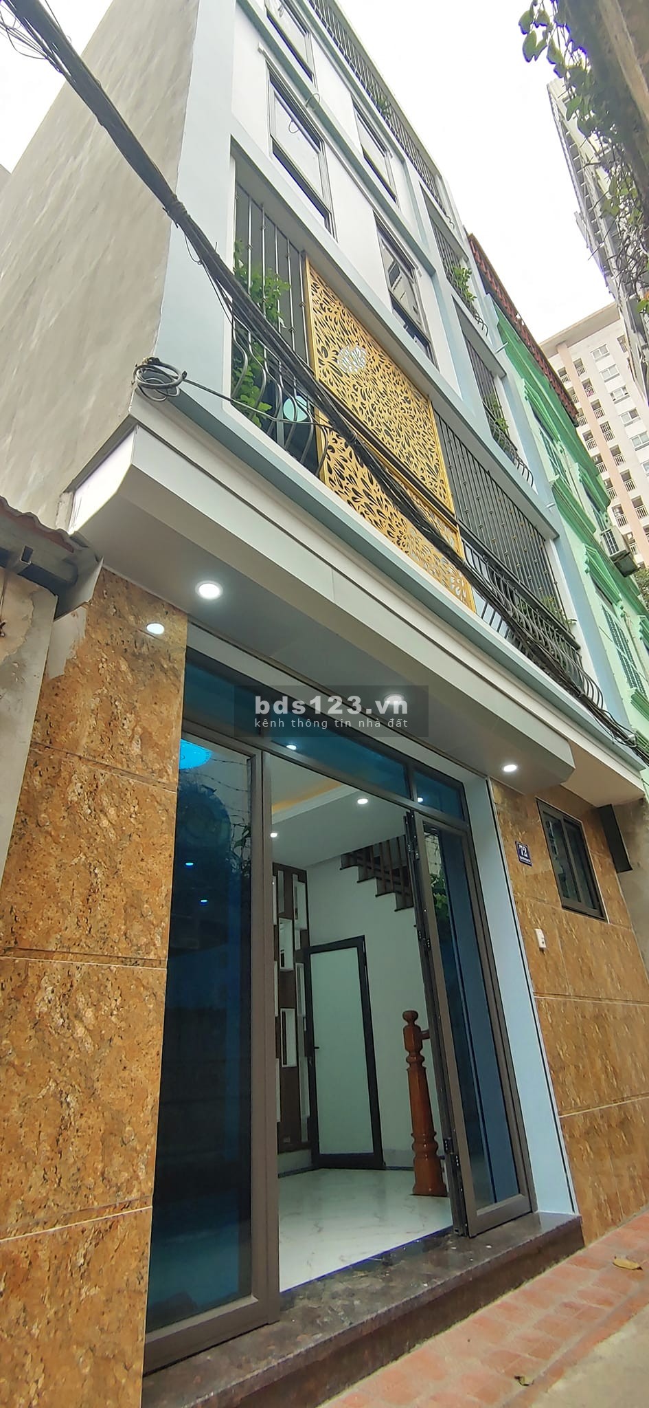 Bán nhà khu VIP ngã tư Sở - Nhà mới đẹp mặt tiền rộng - 2 thoáng trước sau - Khu hiếm nhà bán.