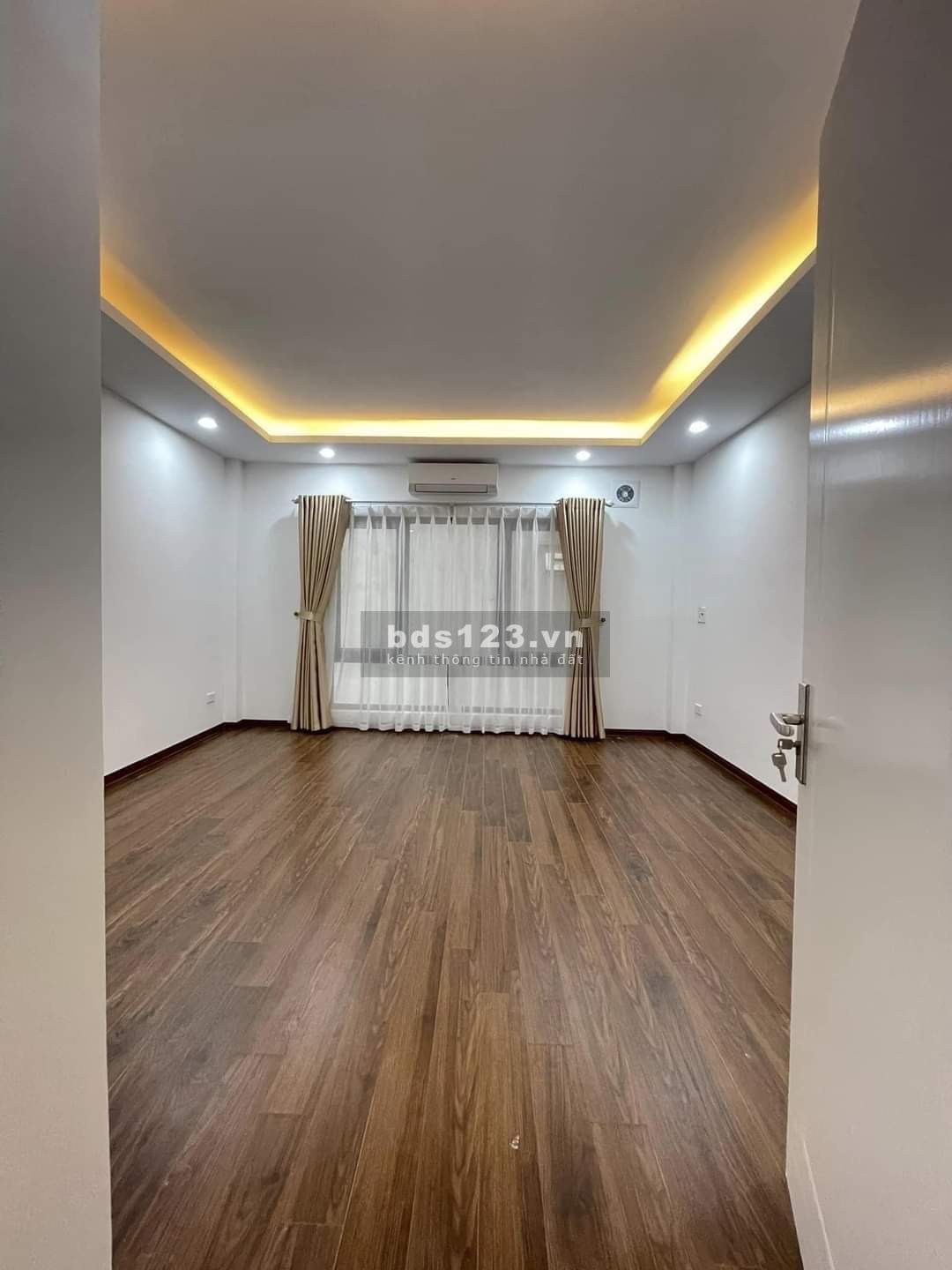 Bán nhà riêng siêu phẩm Thanh Xuận - Nhà mới đẹp - Thiết kế hiện đại - Tài chính hiếm.