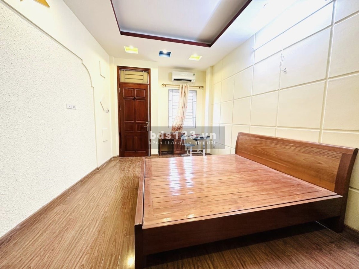 Nhà 4 tỷ Phố Lụa - Hà Đông mặt ngõ ô tô, kinh doanh, nở hậu cực đẹp 4 tầng 38m2