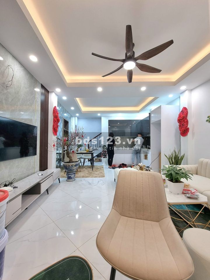 SIÊU HIẾM!! Bán Nhà Phố Bùi Xương Trạch,Thanh Xuân, 50M2,chỉ hơn 4 Tỷ