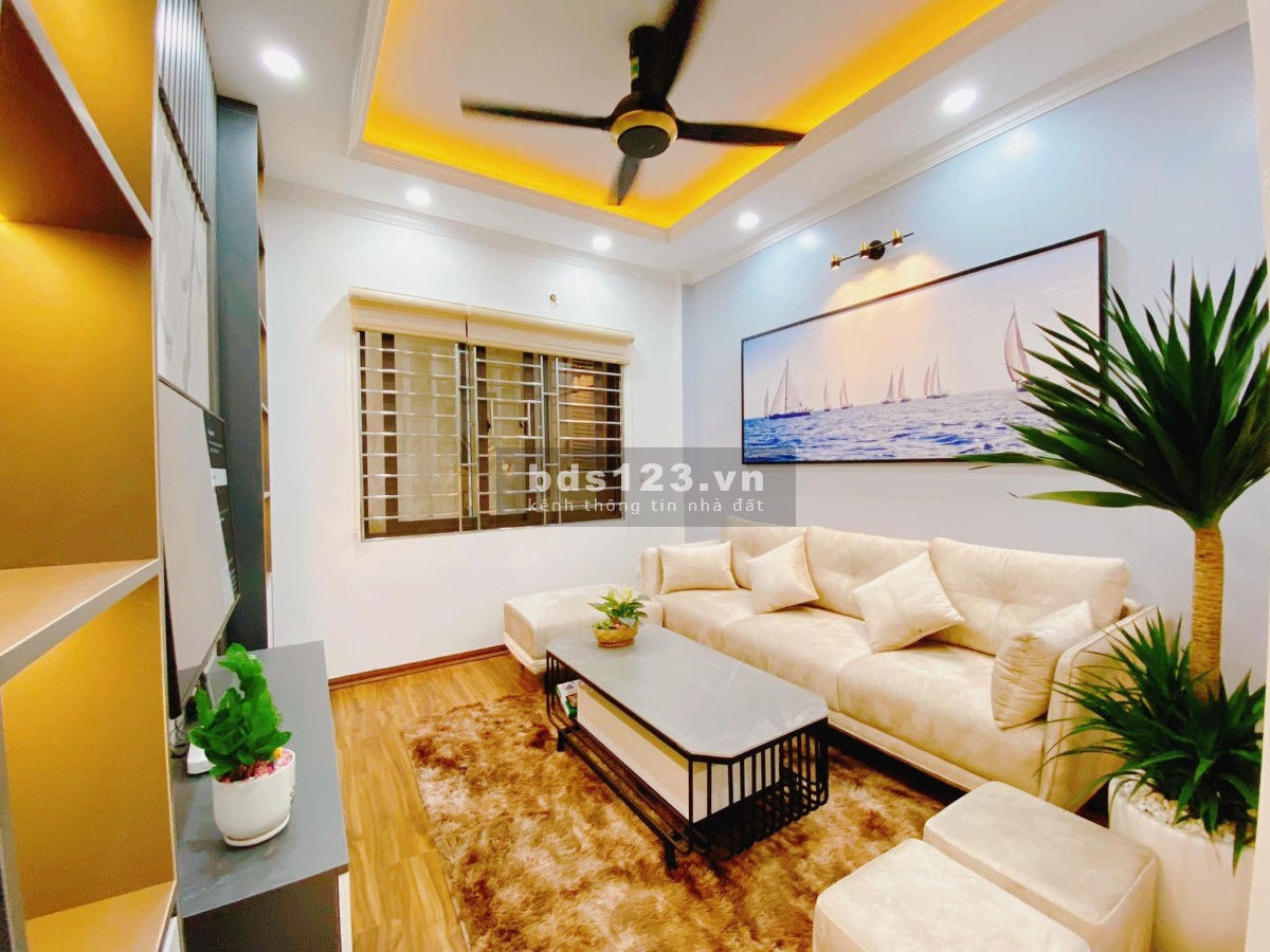 Bán nhà riêng khi VIP - Phân lô cán bộ, vỉa hẻ - Lô góc nở hậu - Full nội thất - Lung linh ở luôn