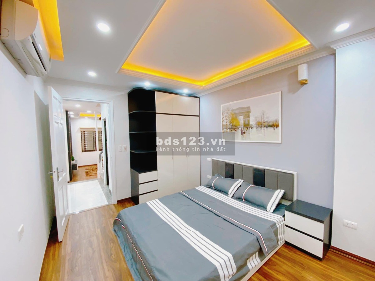 Bán nhà riêng khi VIP - Phân lô cán bộ, vỉa hẻ - Lô góc nở hậu - Full nội thất - Lung linh ở luôn