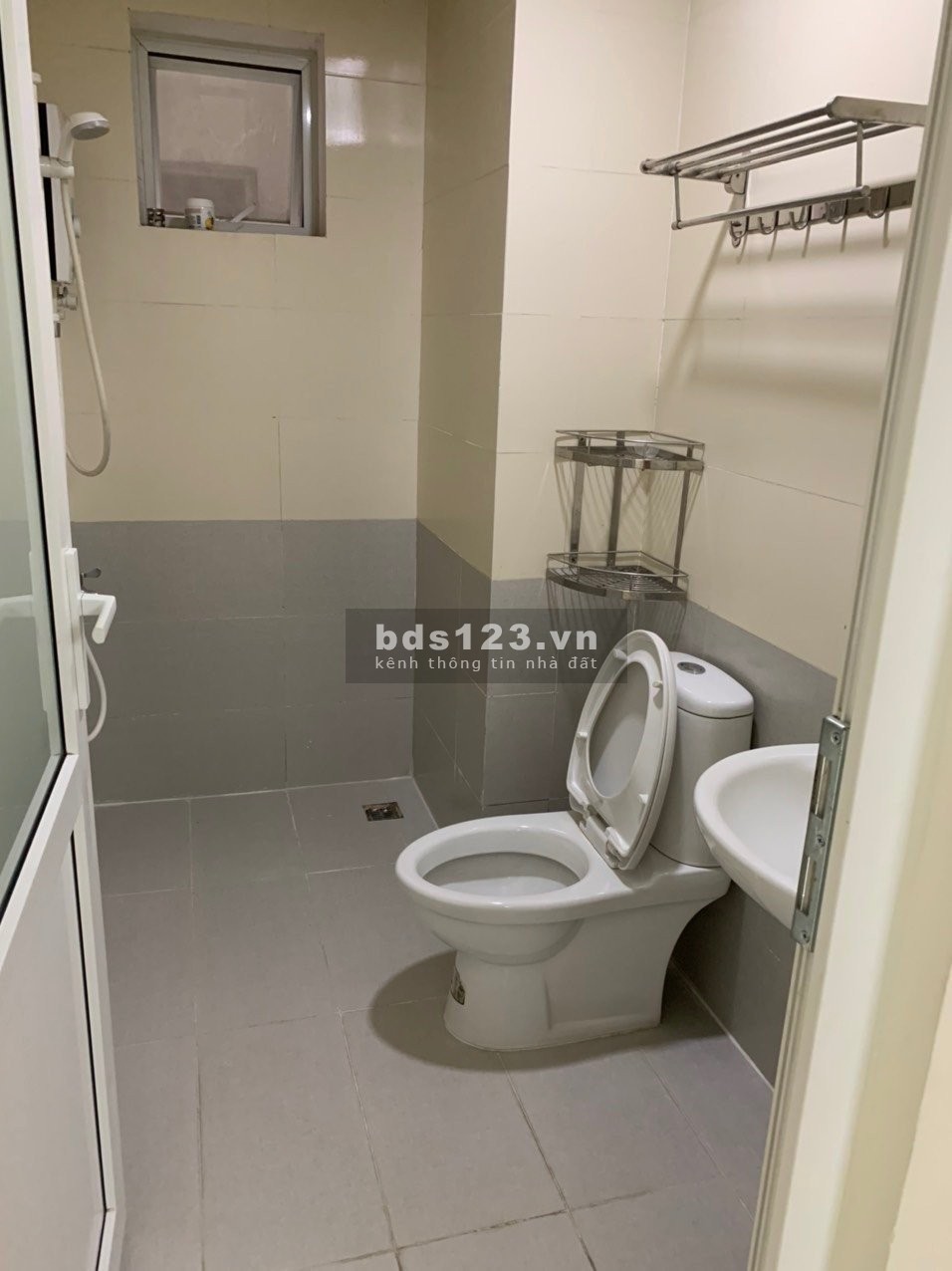 Bán căn hộ gấp chung cư Linh Tây Tower Phường Linh Tây Thủ Đức 65m²