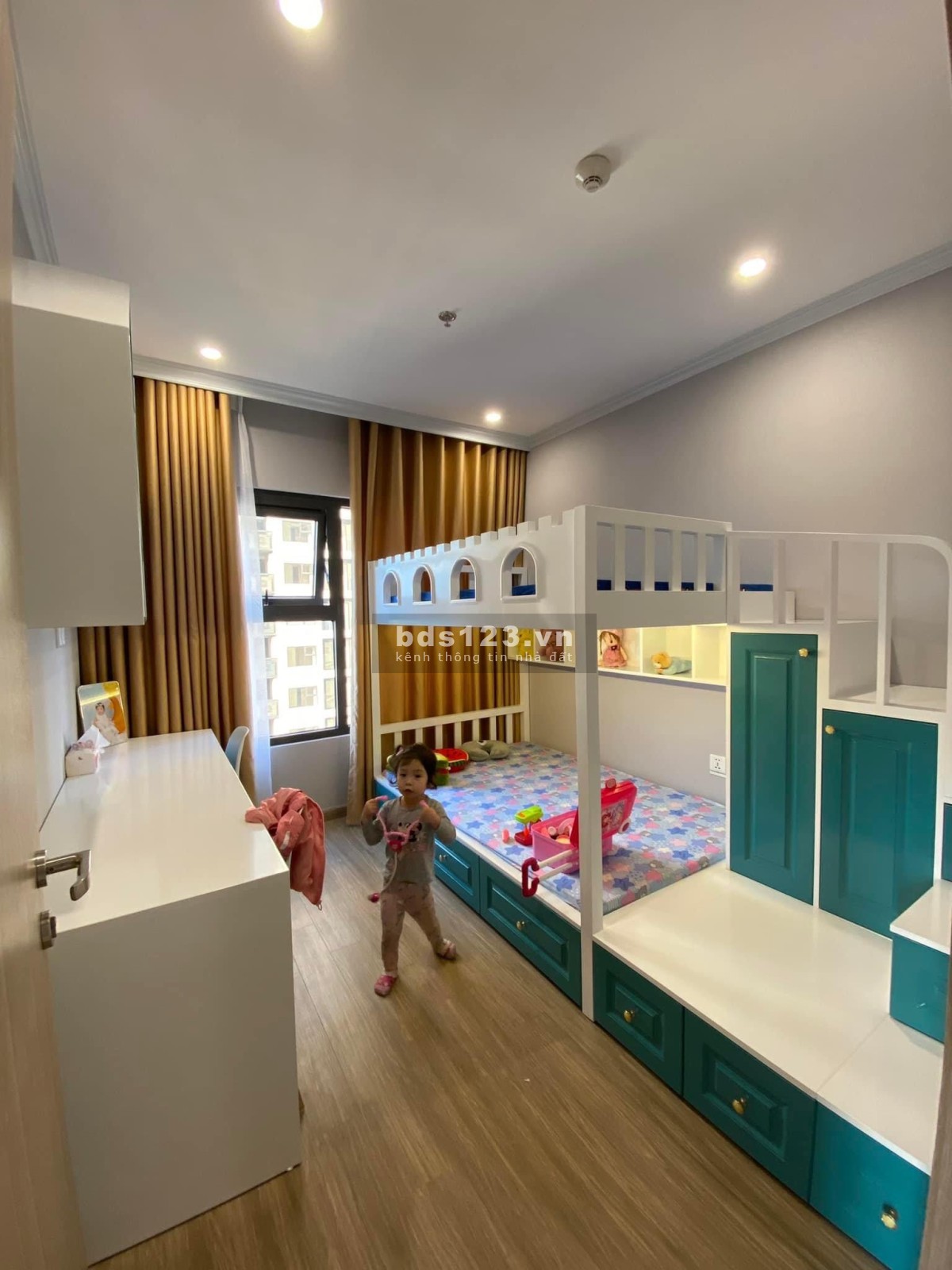 Cắt lỗ 400 triệu căn hộ 3PN 80m2 Chỉ 2 tỷ 220 triệu tặng nội thất tại Vinhomes Ocean Park Gia Lâm.