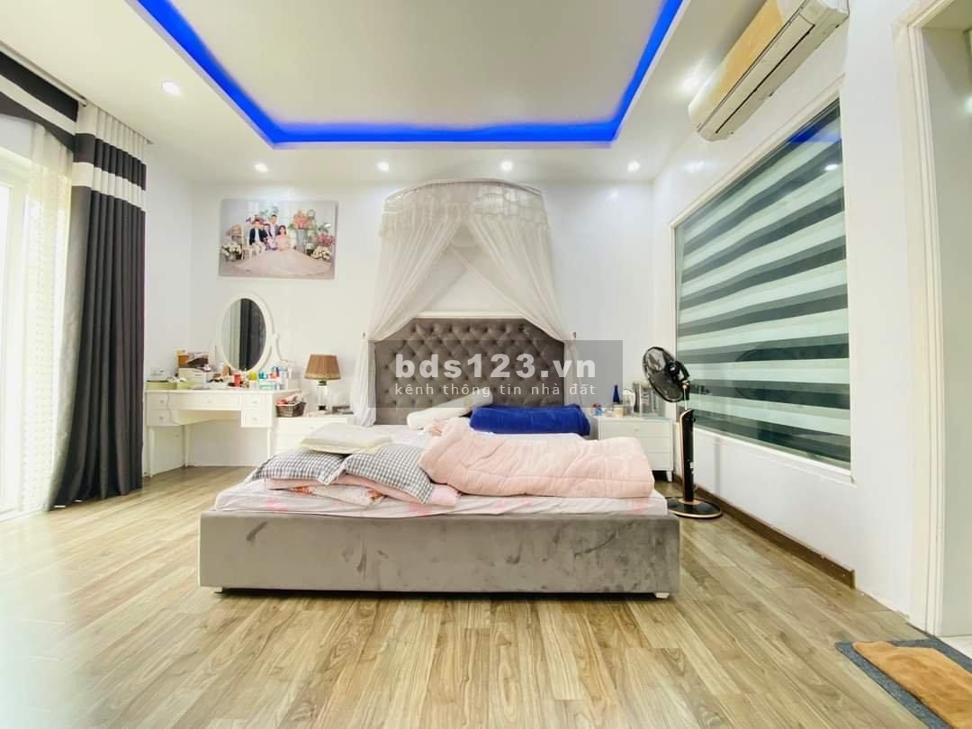 Chính chủ bán nhà ngay ngã tư Lê Trọng Tấn, Hà Đông, nhà 6 tầng 60m2- thang máy hiện đại