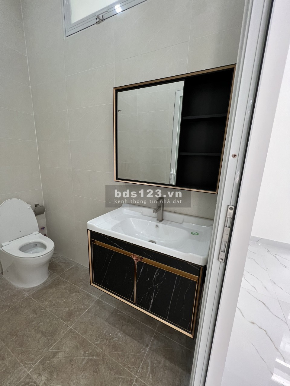 Liền kề nguyên căn 126m2 1 trệt hoàn thiện gần công viên, Vincom và trường học liên cấp Vinschool