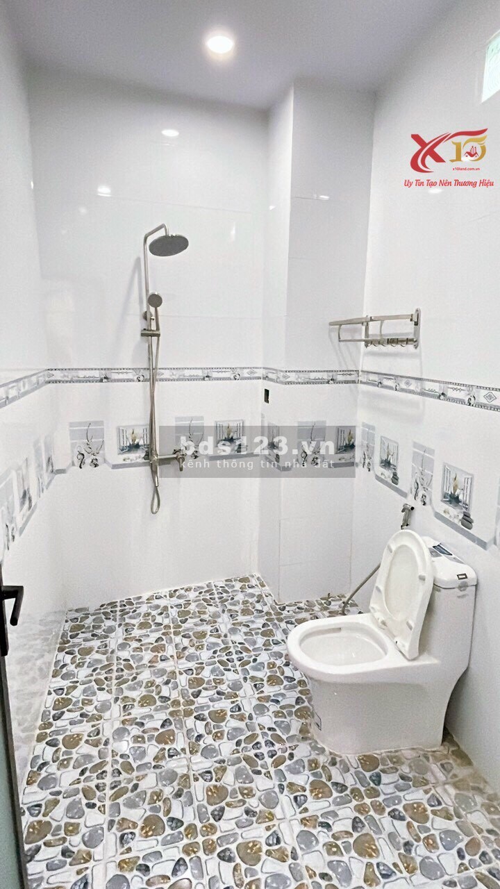 Bán nhà 1t1l P Tân Phong góc 2 mặt tiền ngay giáo xứ Thuận Hoà giá 3,95ty