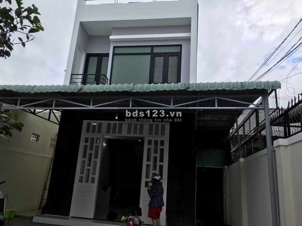 Nhà bán gấp Võ Thị Sáu, Đông Hòa, Dĩ An giá nhỉnh 2,5 tỷ
