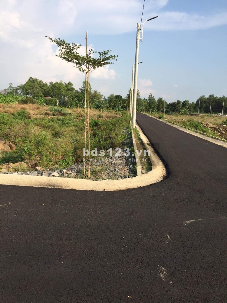Bán đất khu tân phú Graden huyện tân phú đồng nai