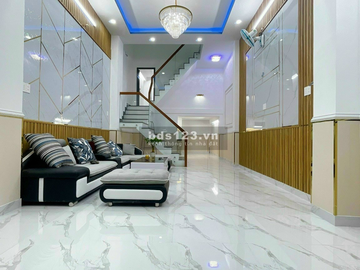 Cho thuê nhà riêng quận 7 3PN, 4WC mới đẹp đầy đủ nội thất giá tốt