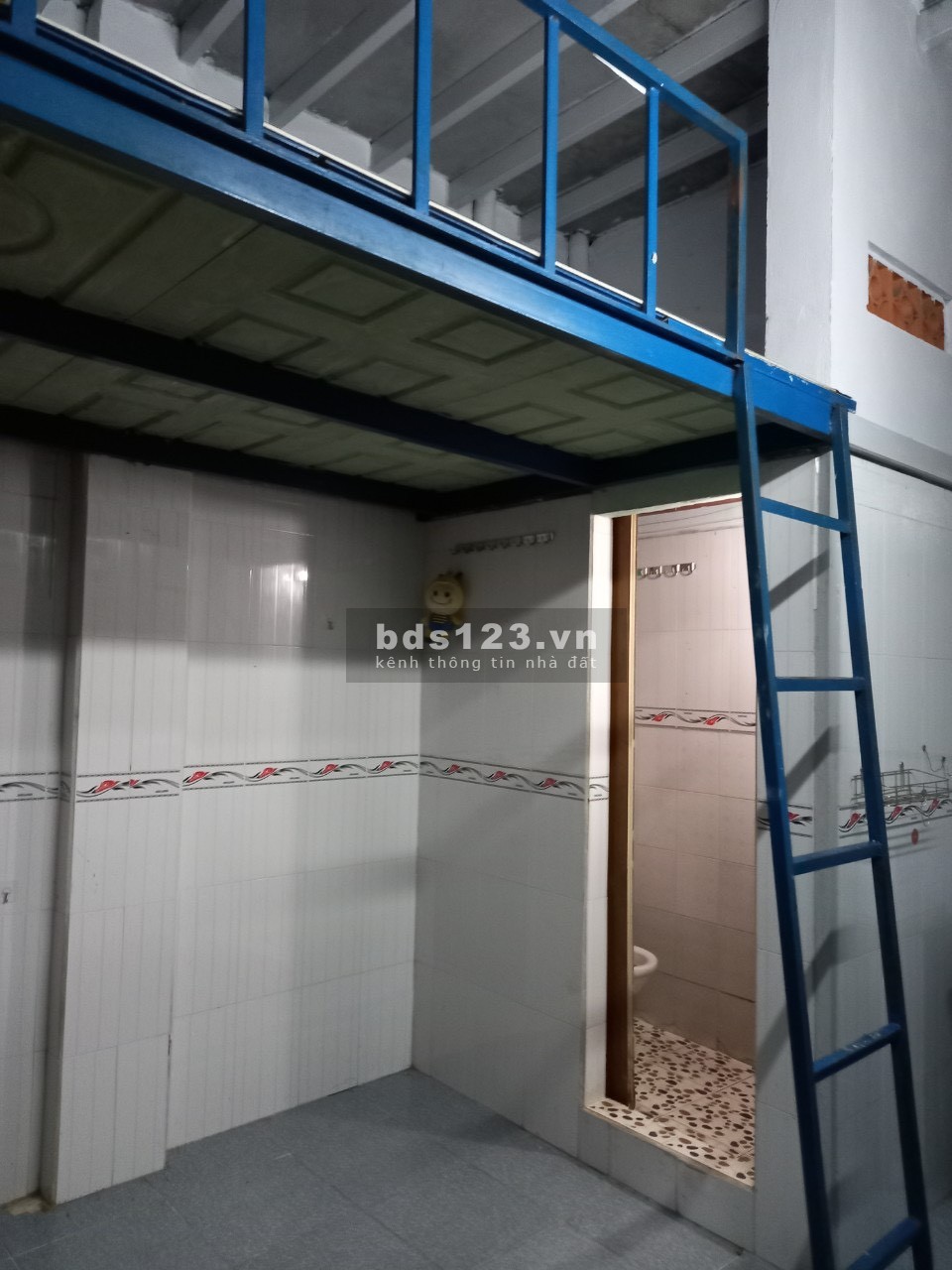 Phòng trọ 1.7tr 20m2 gần ĐH Văn Lang, Mở