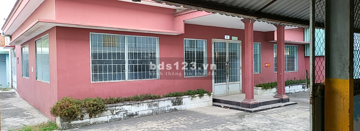 Cho thuê xưởng 3000 m2 thuân an giá : 2$ /m2 sản xuât đươc mọi ngành nghề