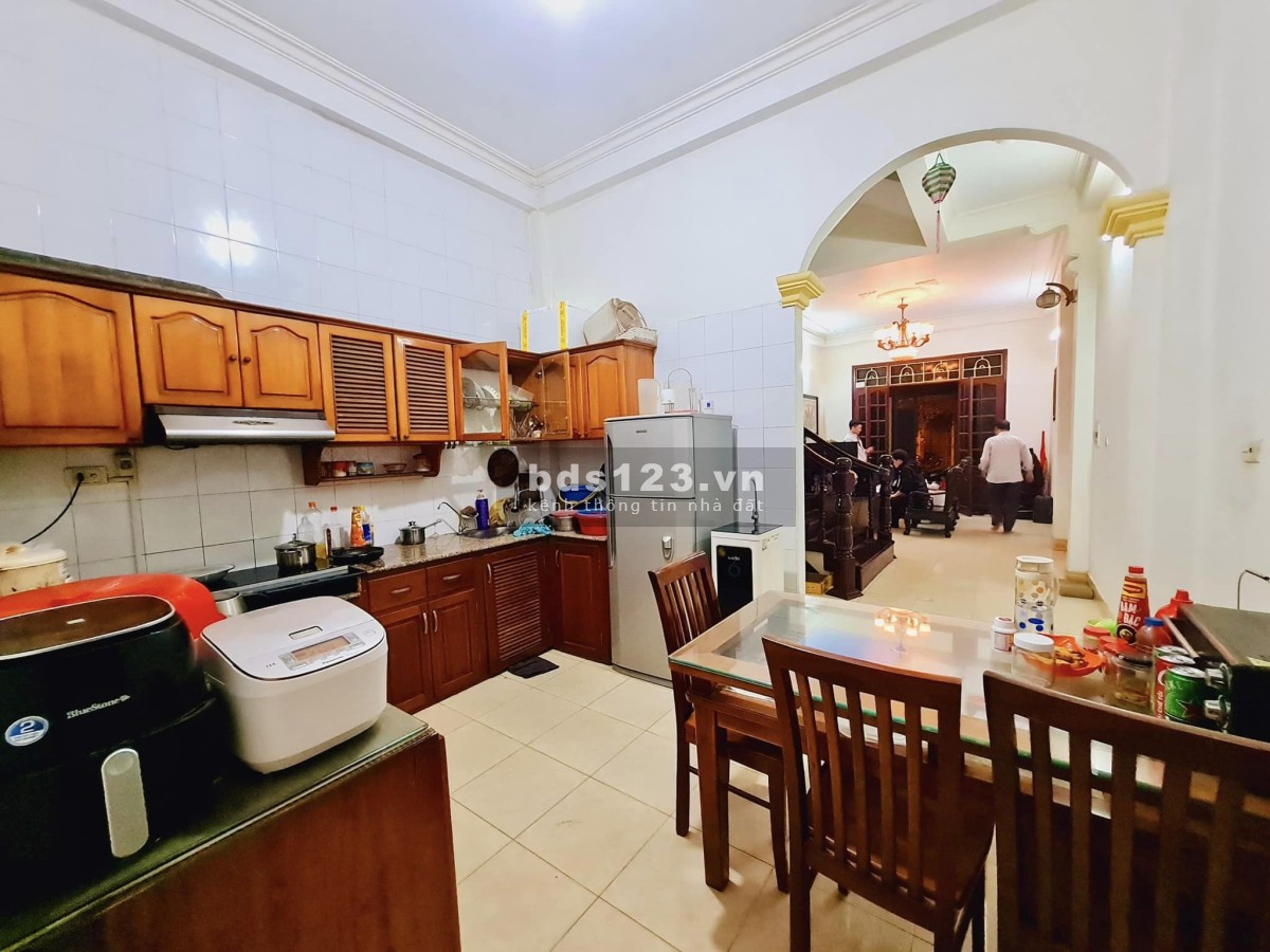 Bán nhà Trần Phú, Hà Đông ô tô, kinh doanh tốt 35m2 - 4tầng giá 4 tỷ có ngay nhà