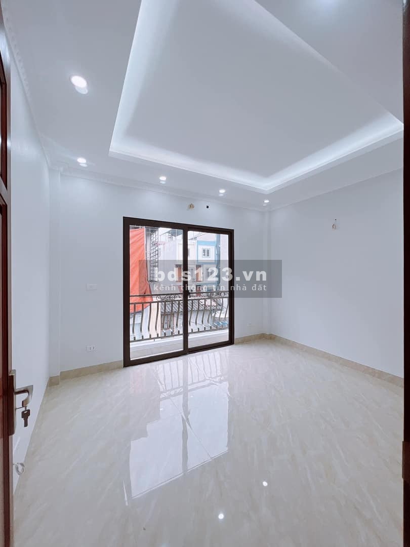 Chính chủ bán nhà Mỗ Lao trung tâm Hà Đông mới đẹp, ở luôn 35m2 5 tầng giá nhỉnh 3 tỷ
