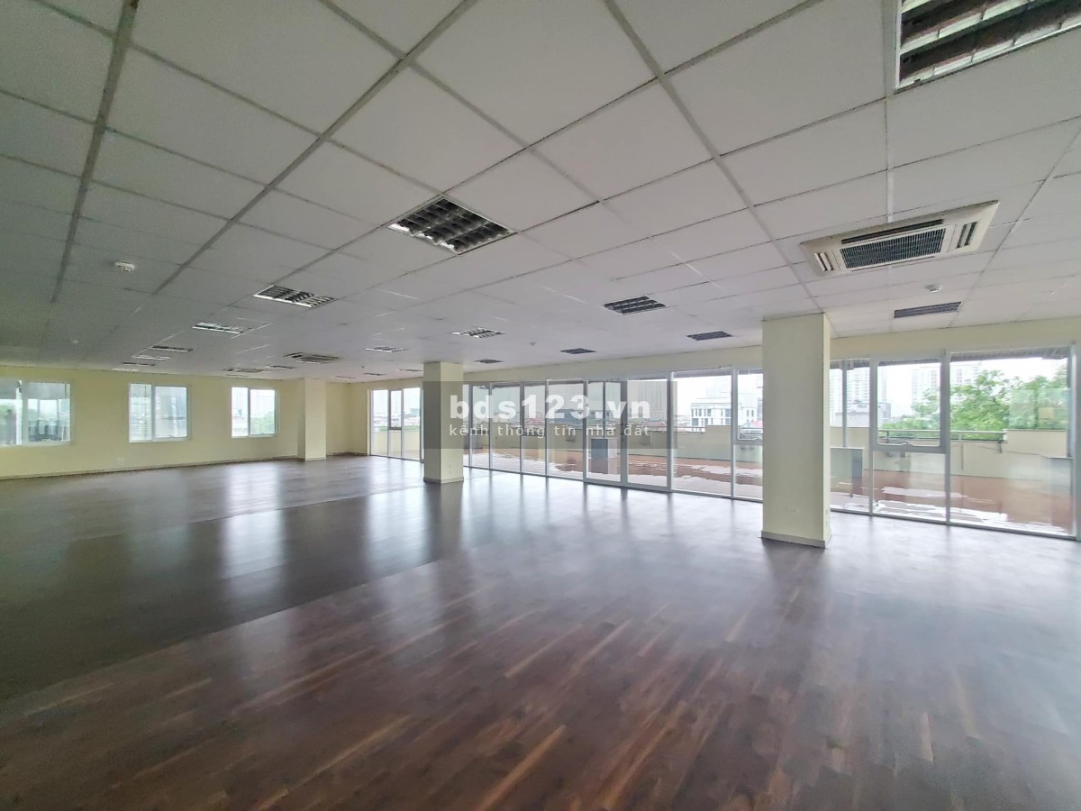 Cho thuê văn phòng đẹp đường Láng, diện tích đa dạng 70 - 400m2. Từ 11usd / m2