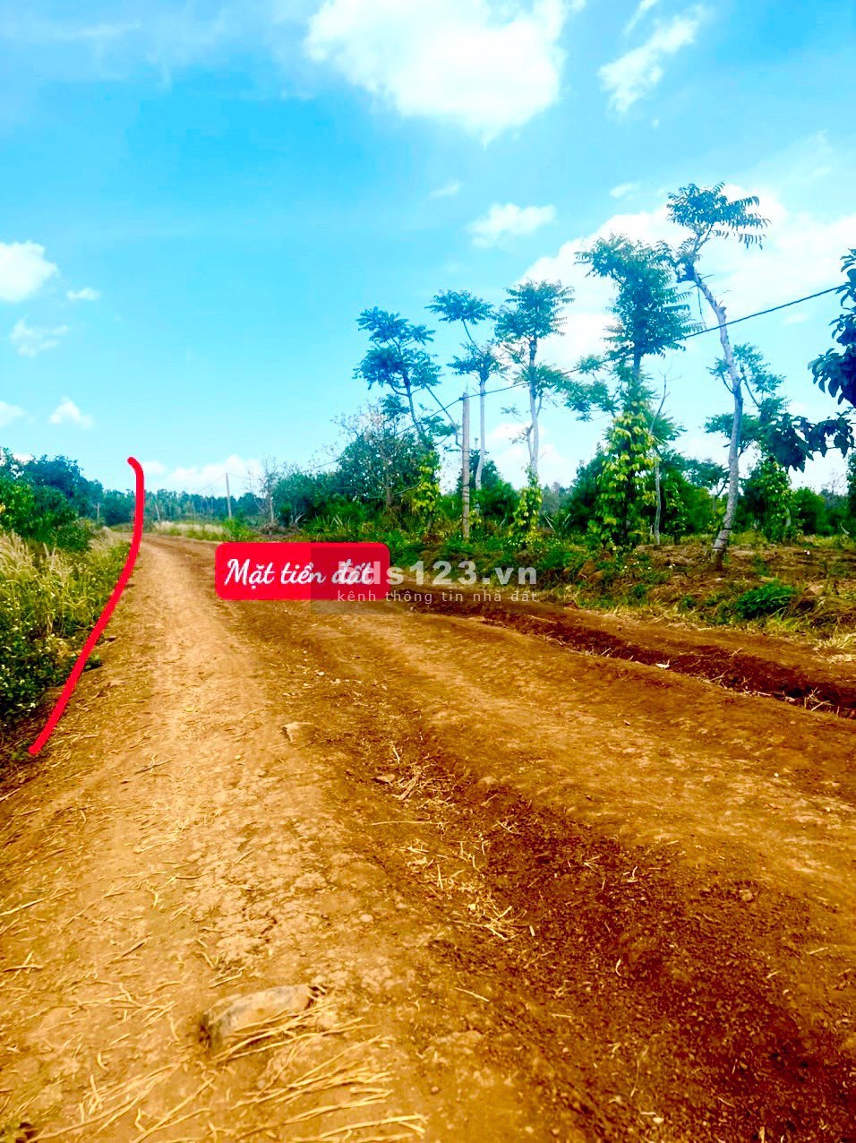 Bán đất giá rẻ full sổ hồng đã đăng kí lên TC.Tại xã Ea Dăh -Krông Năng - Daklak