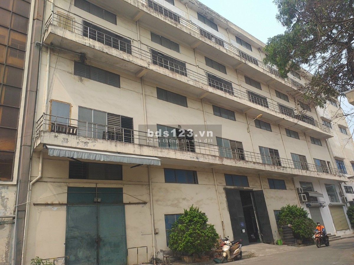Cho thuê mặt bằng sàn làm kho, vp, sản xuất. 2700m2 có cắt lẻ từ 80m2. Minh Khai