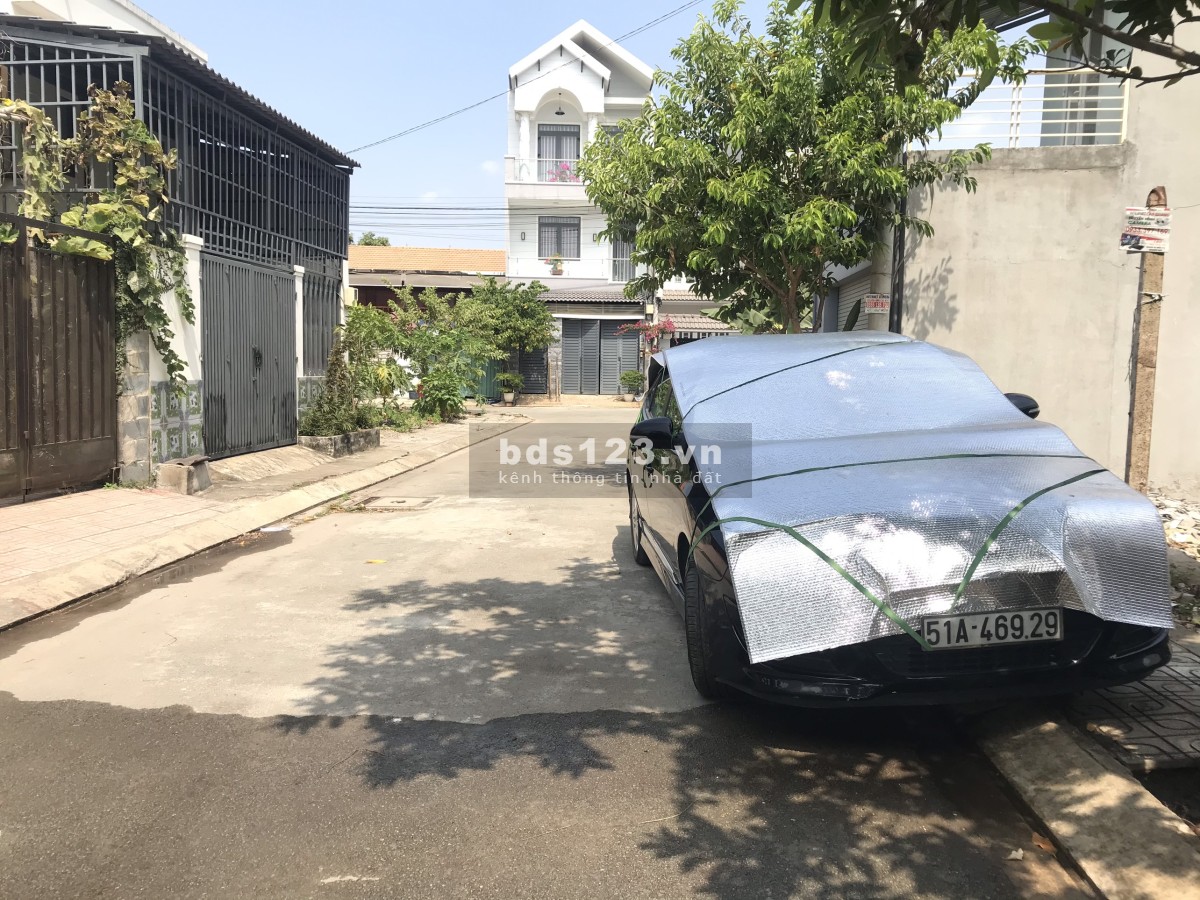 Bán nhà 2 tầng Bưng Ông Thoàn Q9 ngay CNC Giá 3tỷ9