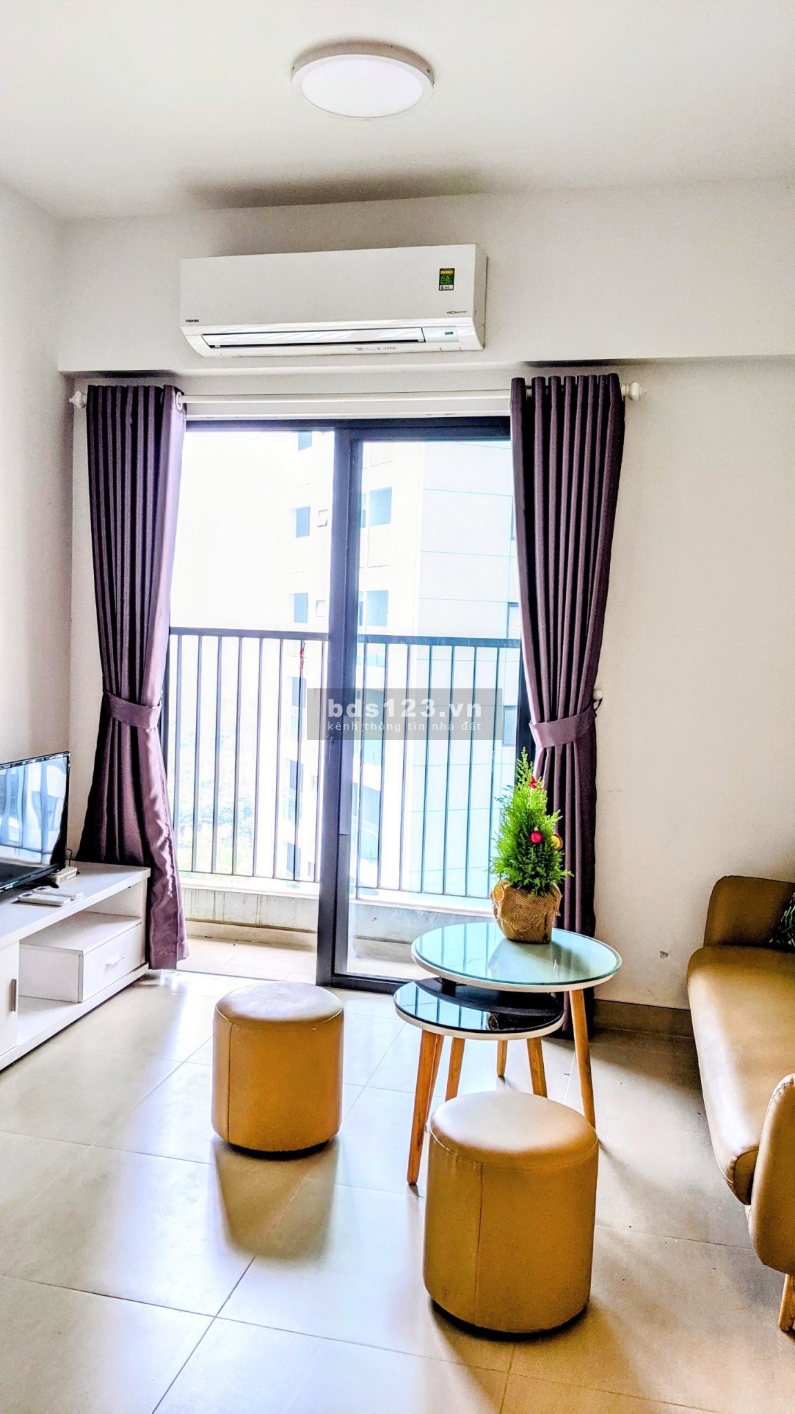 Cho thuê chung cư 1 phòng ngủ 46m2 Aquabay Ecopark view sân Golf full nội thất 6.5tr/tháng