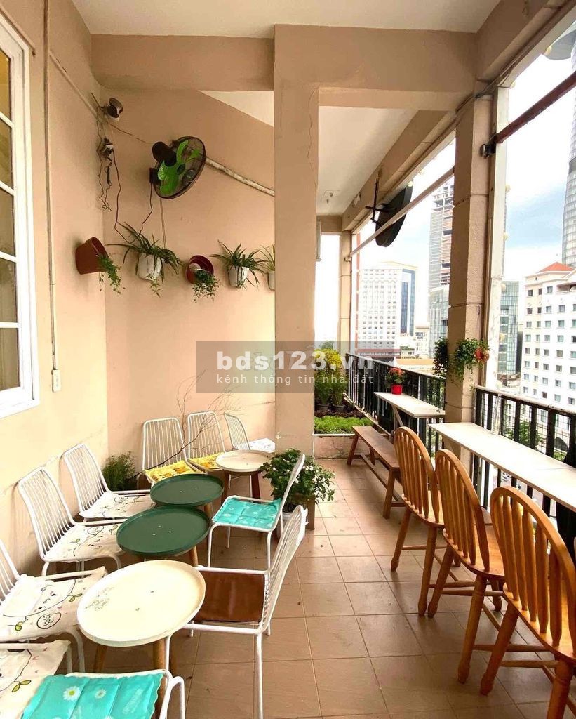 Cho thuê mặt bằng cafe, shop, mặt tiền Nguyễn Huệ, 8 x 12m