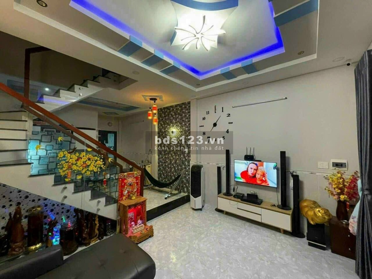 Chủ bán nhà riêng 2 tầng, Lã Xuân Oai, P.Long Trường Q9 Giá 3ty9